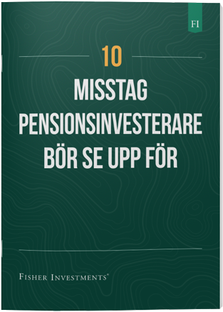 Ett mörkblått broschyromslag med titeln ”10 misstag pensionsinvesterare bör se upp för”. Längst ner på omslaget är det en logotyp för Fisher Investments Norden.