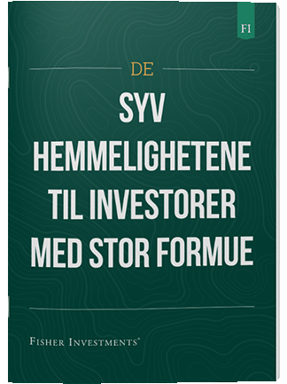 Et mørkegrønt bokomslag med tittelen «De syv hemmelighetene til investorer med stor formue». Bokomslaget har Fisher Investments-logoen nederst.